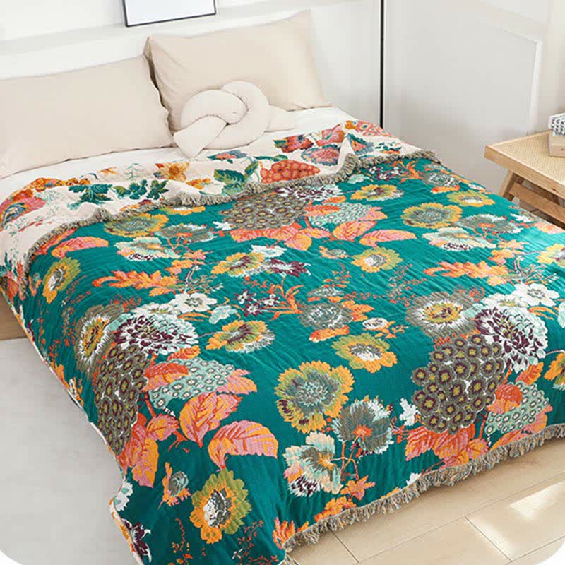 Couette réversible en gaze de coton multicouche avec motif floral et pompons