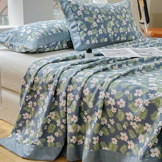 Couvre-lit en coton avec fleurs et feuilles pastorales