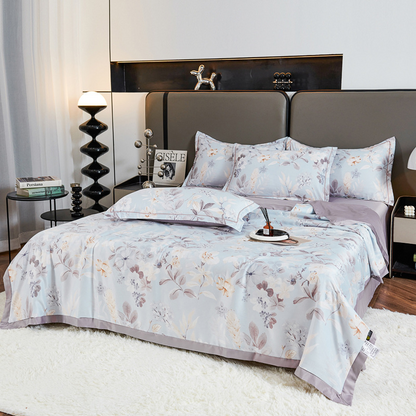 Couette d'été douce avec des fleurs et des feuilles pastorales