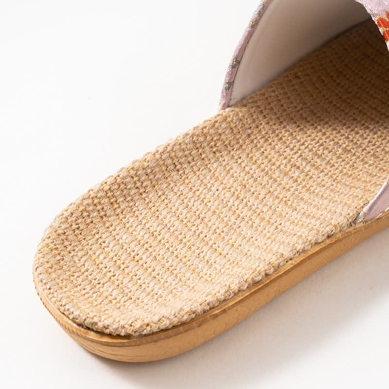 Chaussons antidérapants avec broderie florale