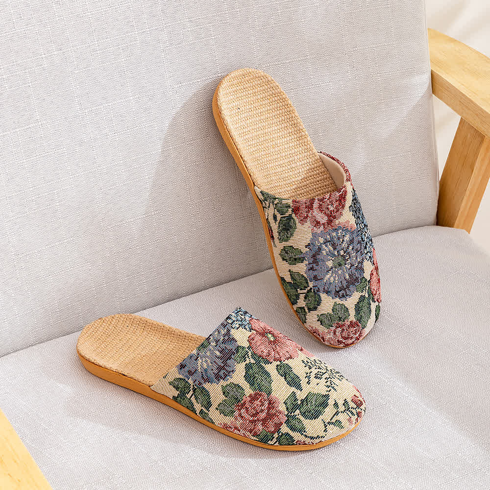 Chaussons antidérapants à semelle souple et motif floral