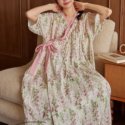 Chemise de nuit élégante à motif floral avec lien au dos et poche