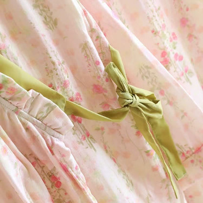 Ensemble de vêtements d'intérieur en gaze de coton avec imprimé rose et devant asymétrique