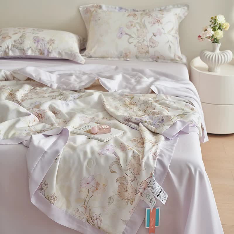 Parure de lit d'été douce avec motif floral frais (4 pièces)