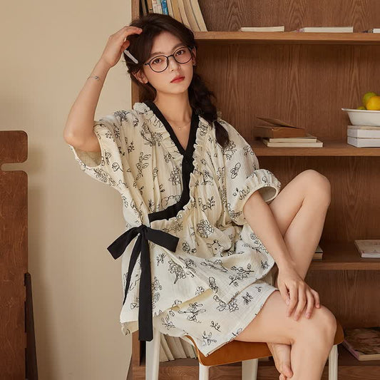 Ensemble pyjama mignon à manches courtes sans soutien-gorge avec imprimé floral
