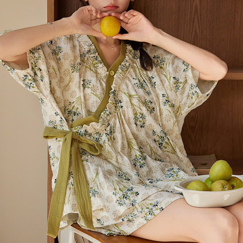 Ensemble pyjama à manches courtes et soutien-gorge à motif floral pastel