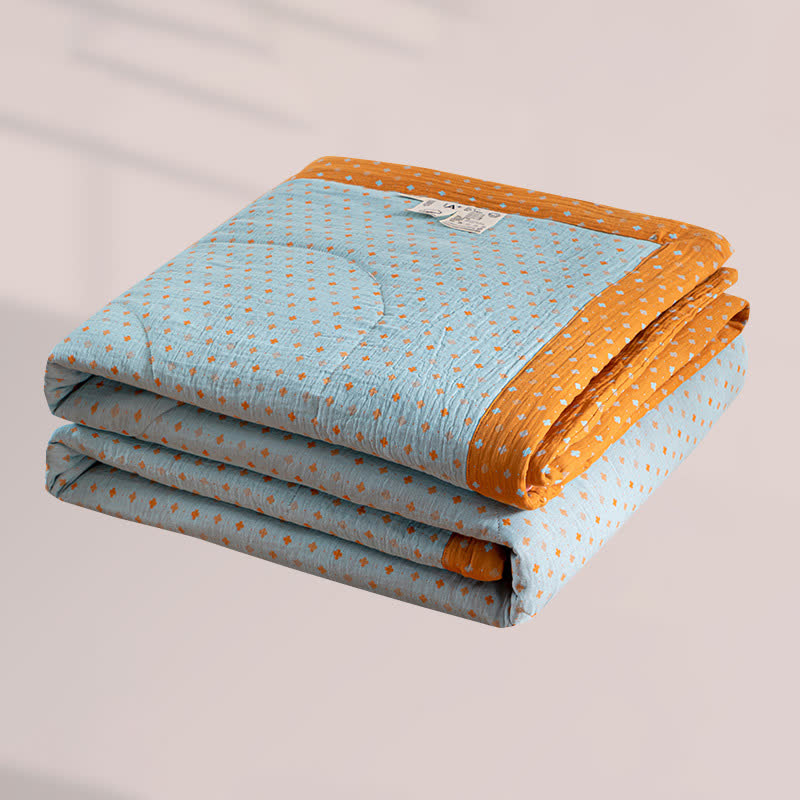 Couverture d'été double épaisseur en coton avec un motif à pois