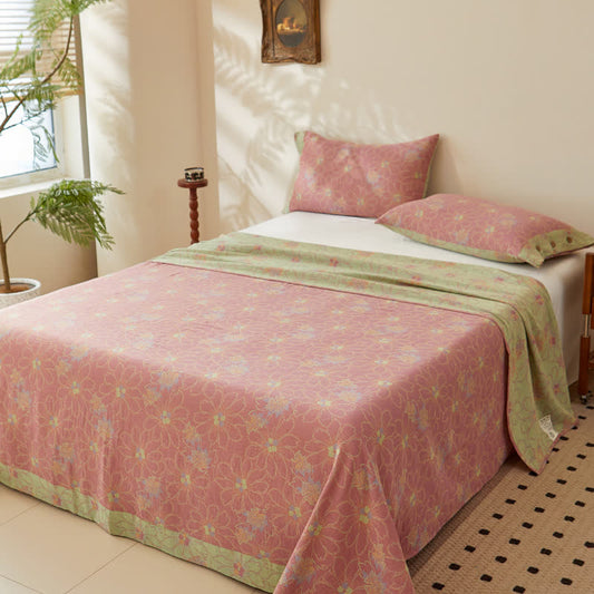 Couvre-lit réversible en gaze de coton teint en fil avec un motif floral frais