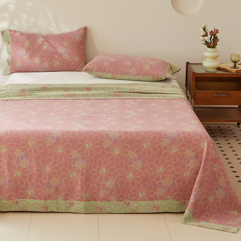 Couvre-lit réversible en gaze de coton teint en fil avec un motif floral frais