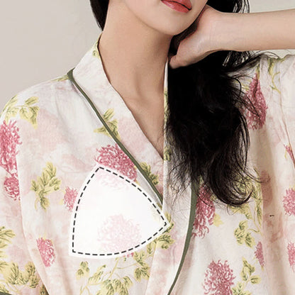 Chemise de nuit rembourrée de style campagnard avec motif floral, manches courtes et poche