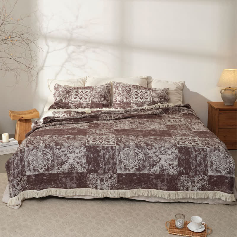 Couette douce en gaze de pur coton de style ethnique avec pompons