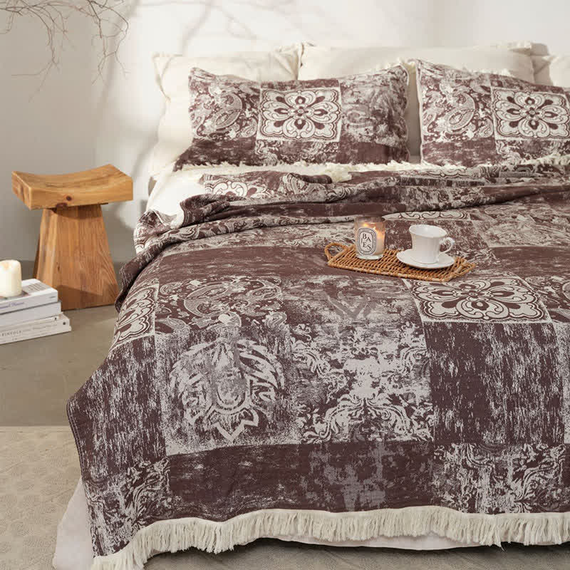 Couette douce en gaze de pur coton de style ethnique avec pompons