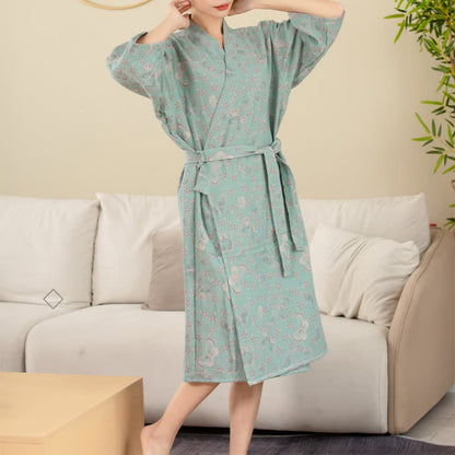Peignoir en gaze double épaisseur en jacquard teint en fil avec motif floral et papillon
