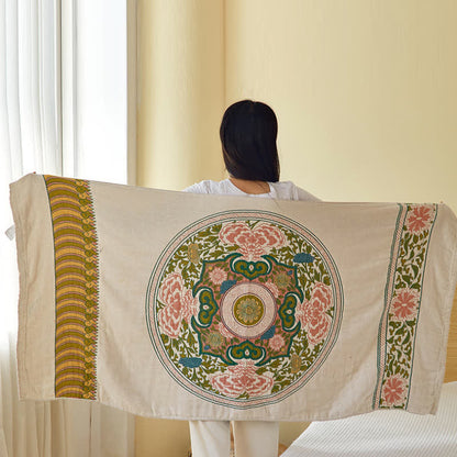 Serviette de bain élégante et absorbante en gaze de pur coton à motif floral