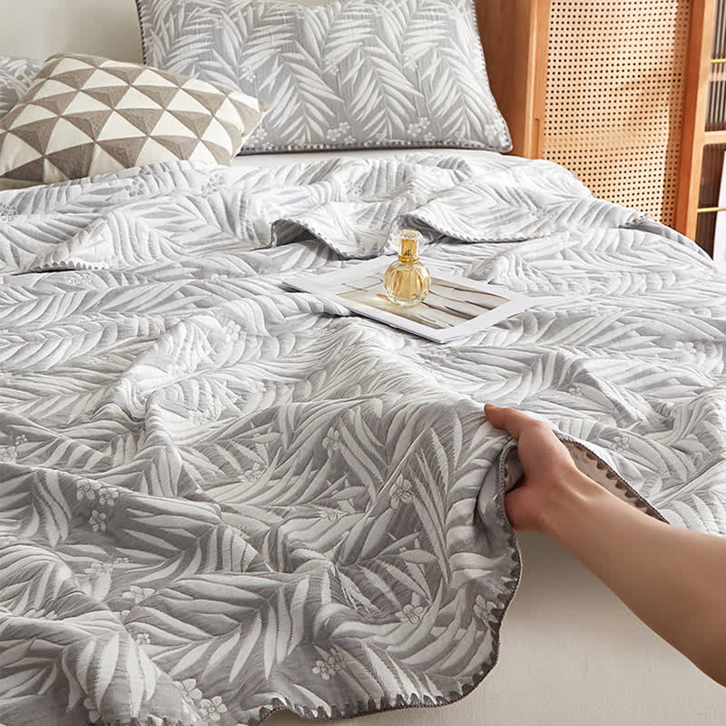 Élégante couverture réversible en gaze de coton double épaisseur avec des feuilles