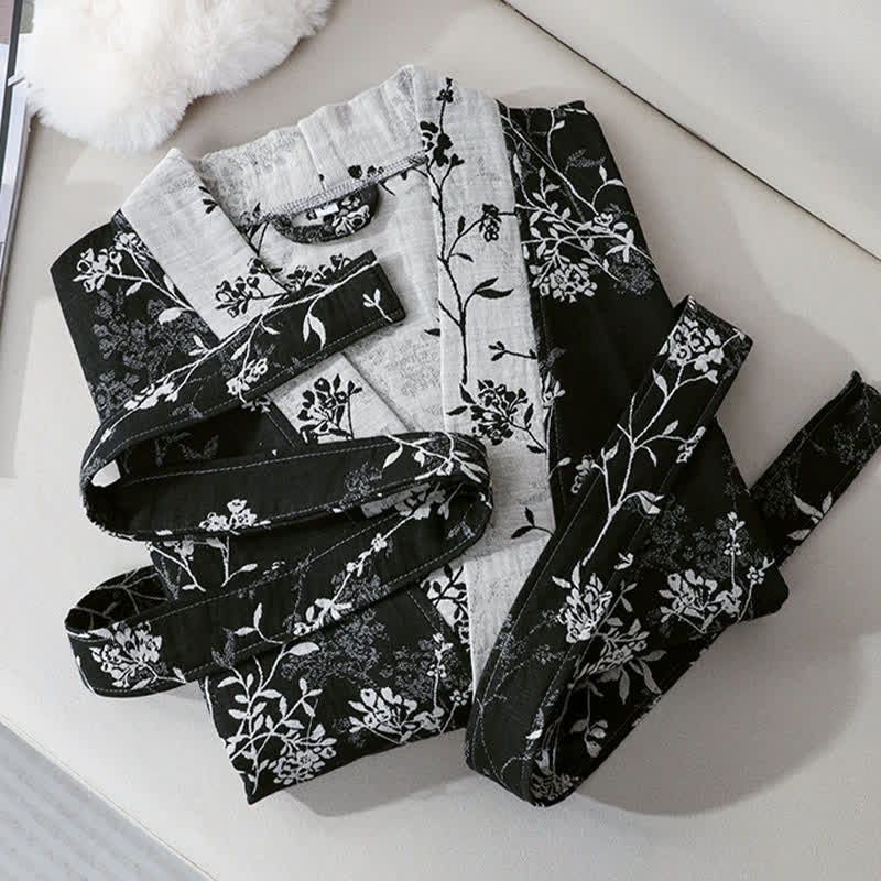 Peignoir en gaze de coton jacquard style kimono floral vintage