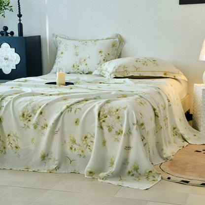 Couverture d'été douce et soyeuse avec motif floral papillon