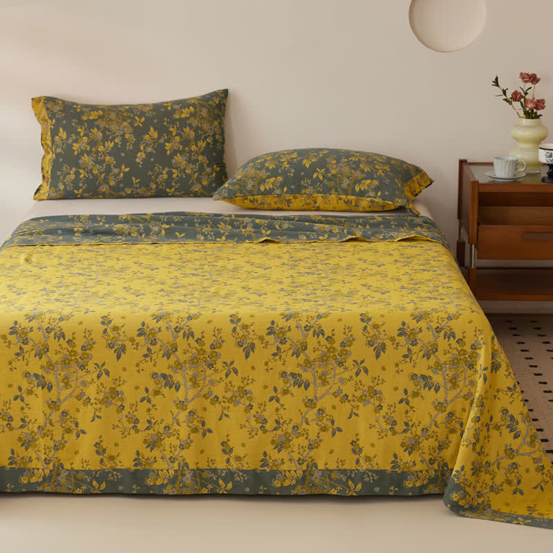 Couverture réversible en gaze de coton de style vintage avec motif de fleurs de prunier