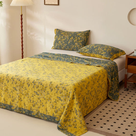 Couverture réversible en gaze de coton de style vintage avec motif de fleurs de prunier
