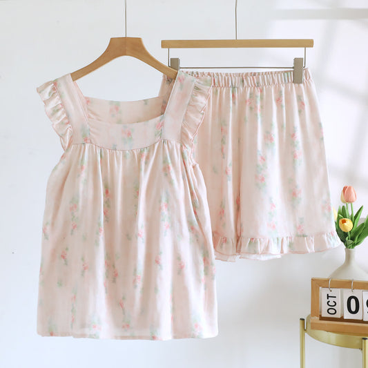 Ensemble de vêtements de détente rose avec caraco rembourré et volants