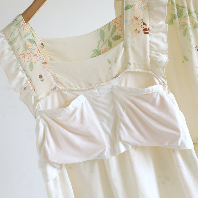 Ensemble de vêtements d'intérieur rembourrés avec volants floraux et papillons
