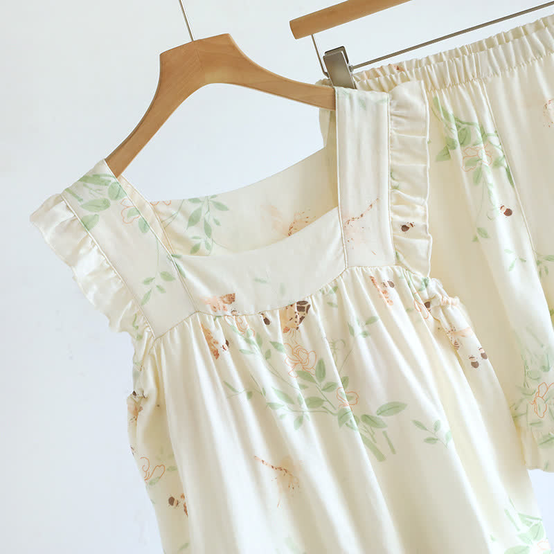 Ensemble de vêtements d'intérieur rembourrés avec volants floraux et papillons