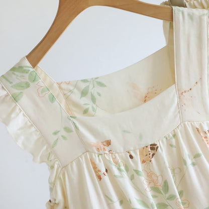 Ensemble de vêtements d'intérieur rembourrés avec volants floraux et papillons
