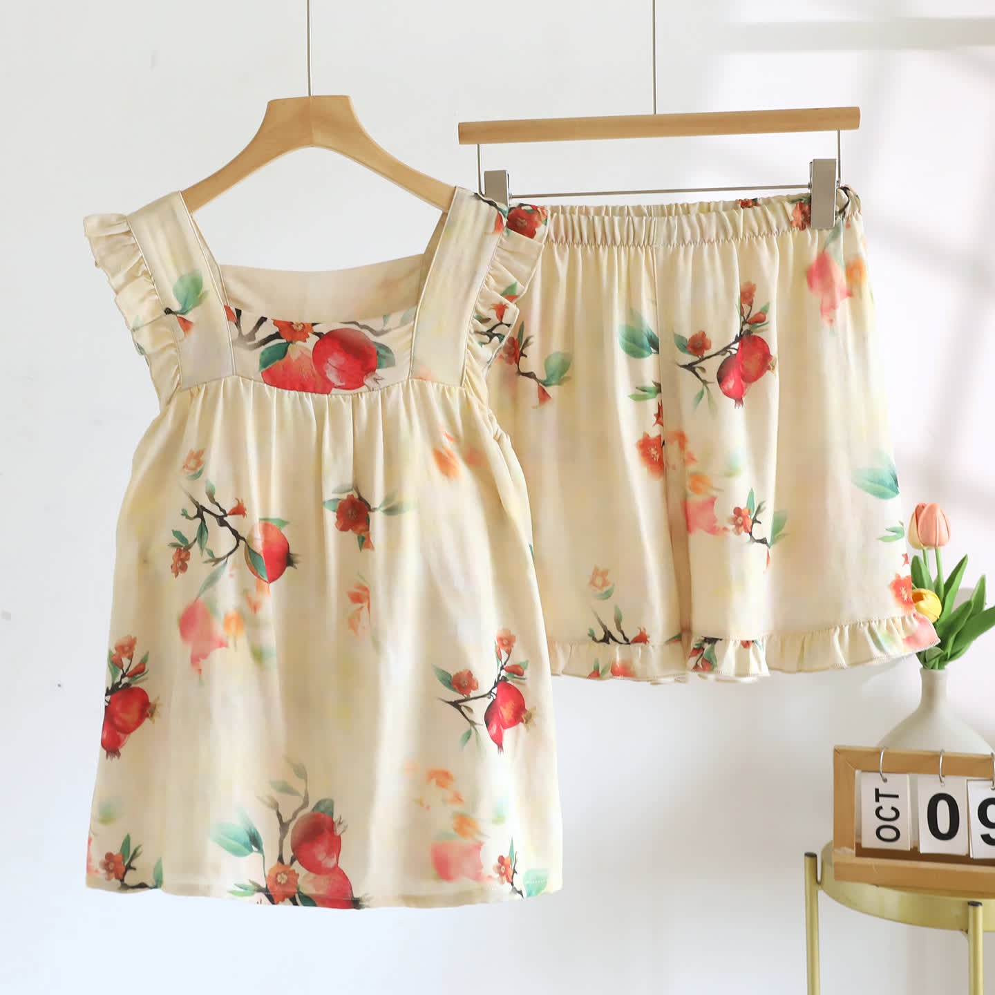 Ensemble de vêtements d'intérieur rembourrés à volants et imprimé floral en vert grenade
