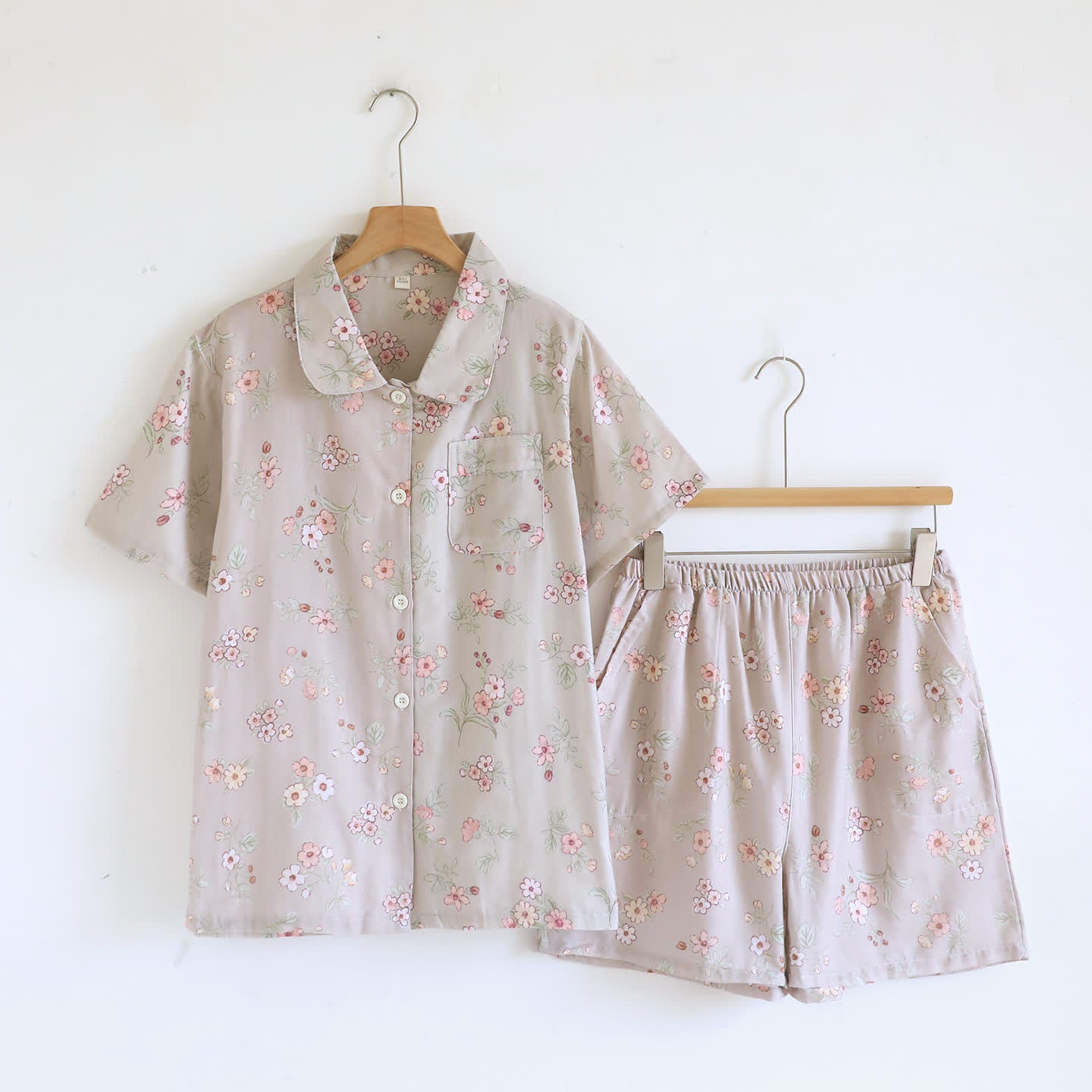 Ensemble pyjama rustique en double gaze de coton à motif floral