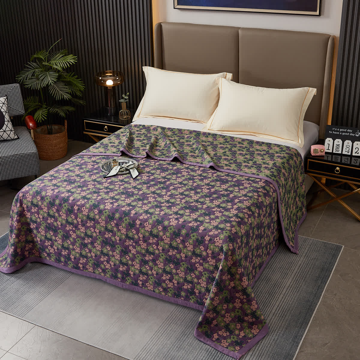 Couette à fleurs de prunier violettes en coton teint en fil