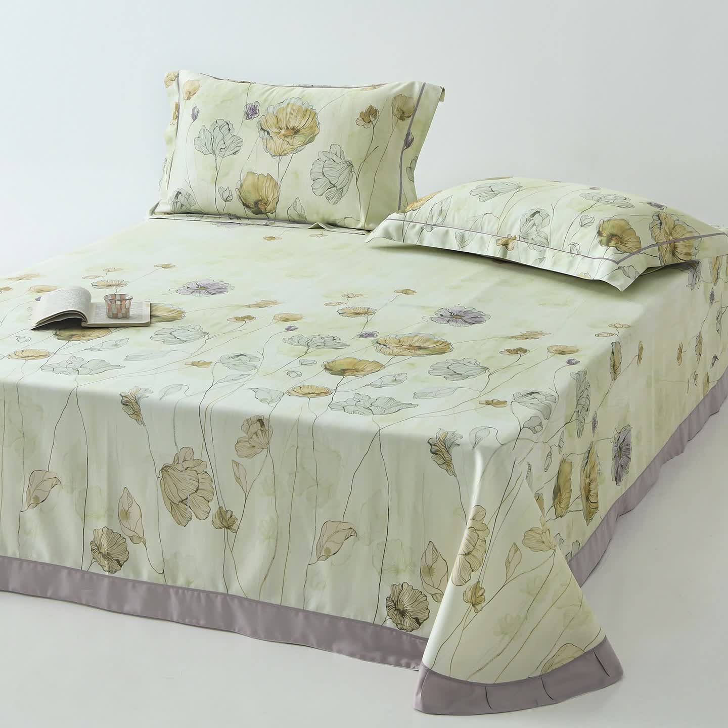Couvre-lit frais en fibre naturelle avec motif coquelicot