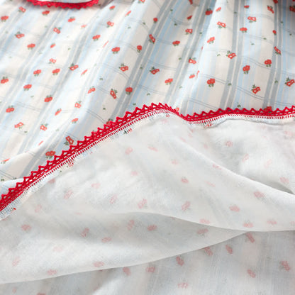 Pyjama en coton rouge à motif floral et manches flottantes