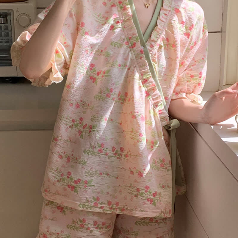 Ensemble pyjama fleuri rose avec manches à volants