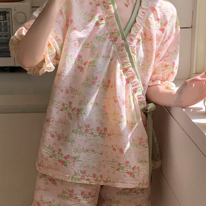 Ensemble pyjama fleuri rose avec manches à volants