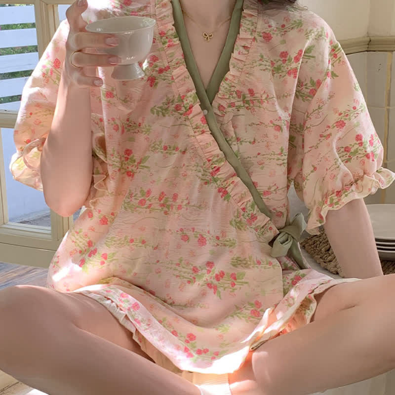 Ensemble pyjama fleuri rose avec manches à volants