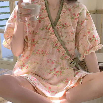 Ensemble pyjama fleuri rose avec manches à volants
