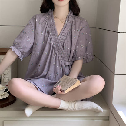 Ensemble pyjama fleuri violet avec manches à volants