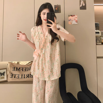Ensemble de nuit kimono à motifs floraux et feuillus et volants