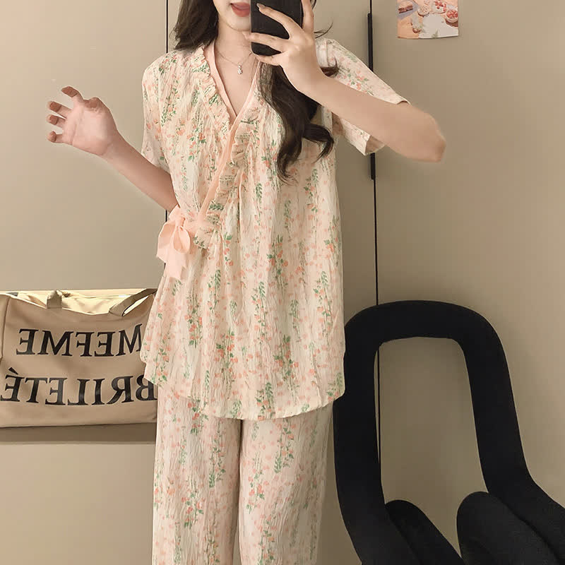 Ensemble de nuit kimono à motifs floraux et feuillus et volants