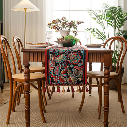Chemin de table jacquard vintage à motif floral et pompons