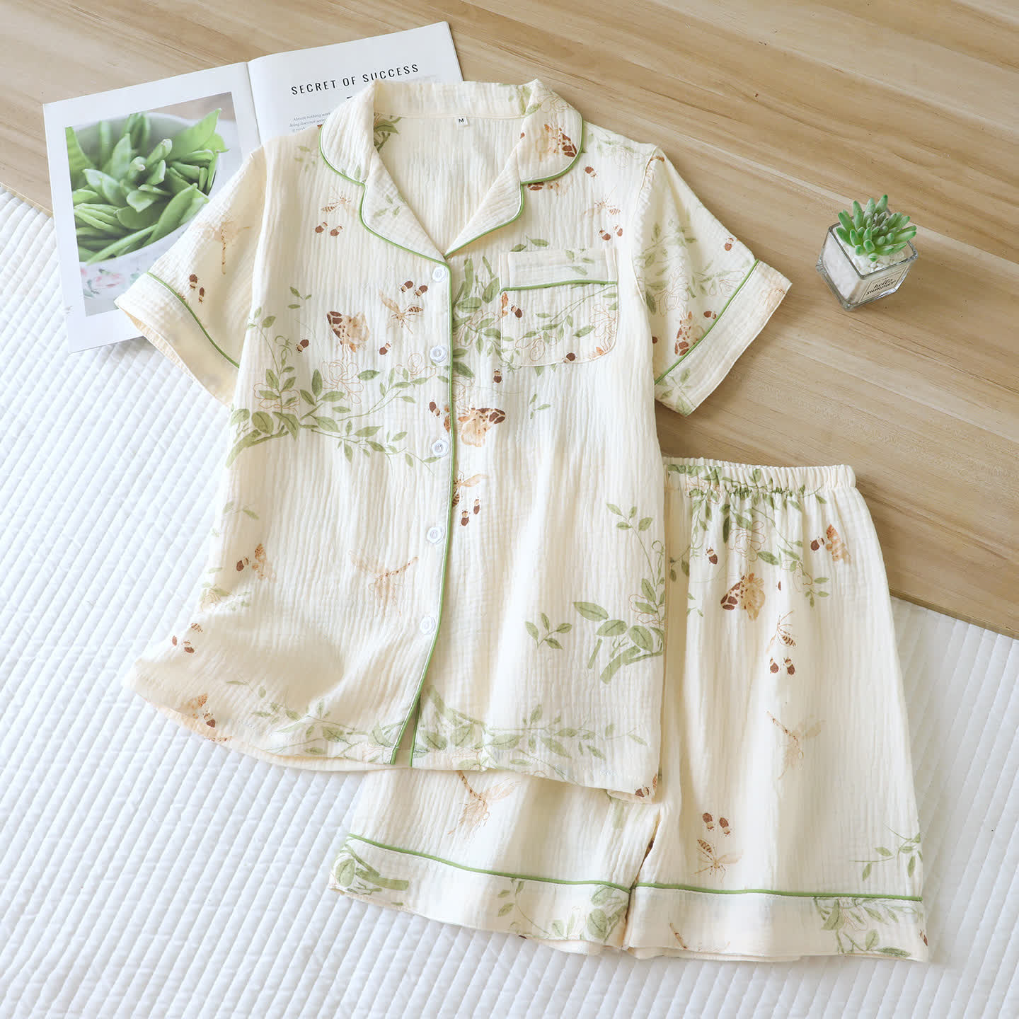 Ensemble pyjama en coton à motif papillon et feuille