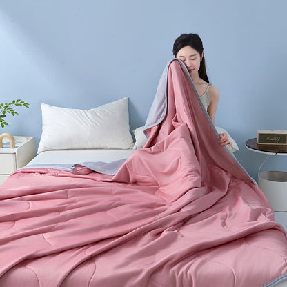 Couette rafraîchissante à structure ondulée unie