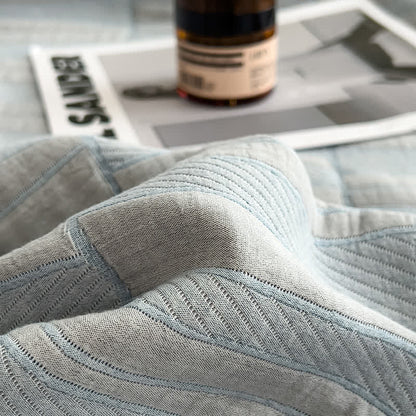 Couette en mousseline de coton avec motif à rayures minimalistes