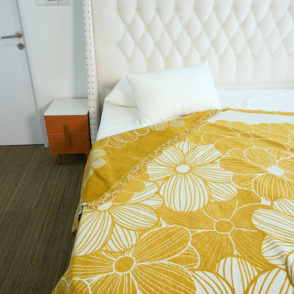 Couverture en chenille jacquard Daisy avec pompons