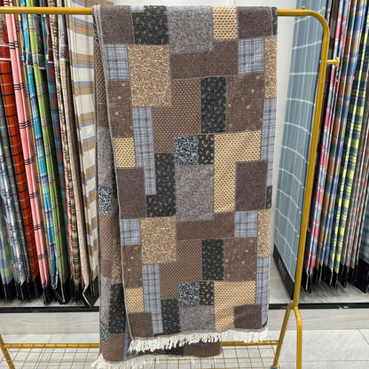 Couette patchwork en mousseline de coton avec pompons