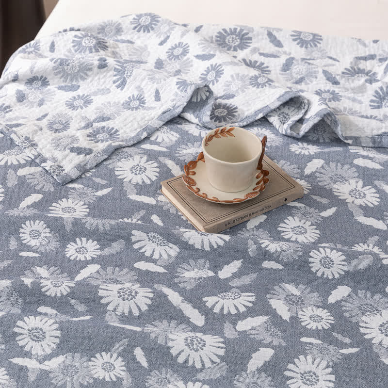 Couette en gaze de coton à motif marguerites bleues