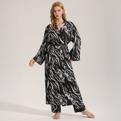 Peignoir kimono moderne à imprimé léopard