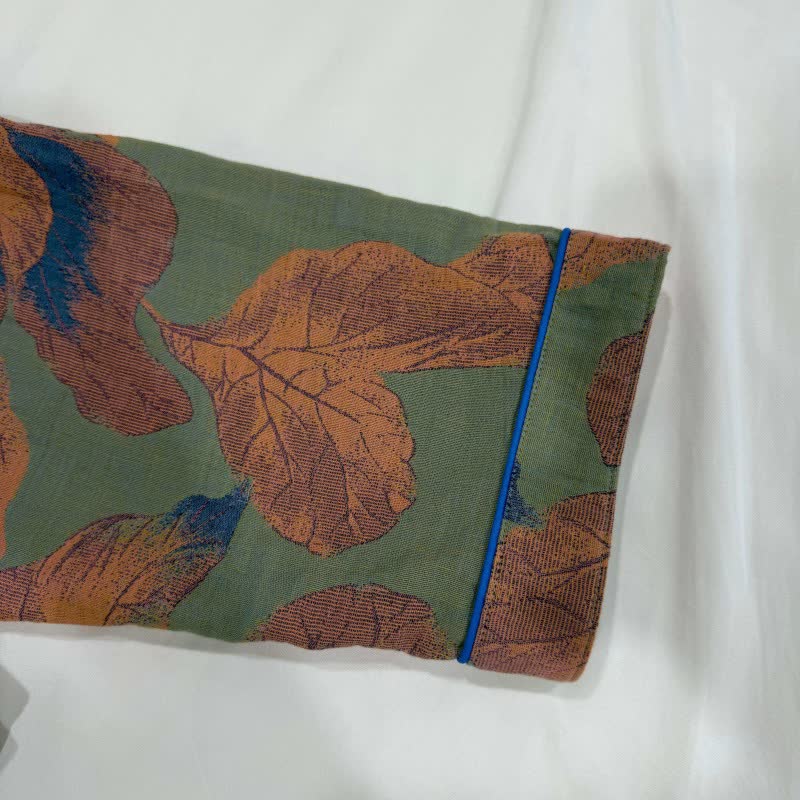Kimono en coton marron à motif de feuilles