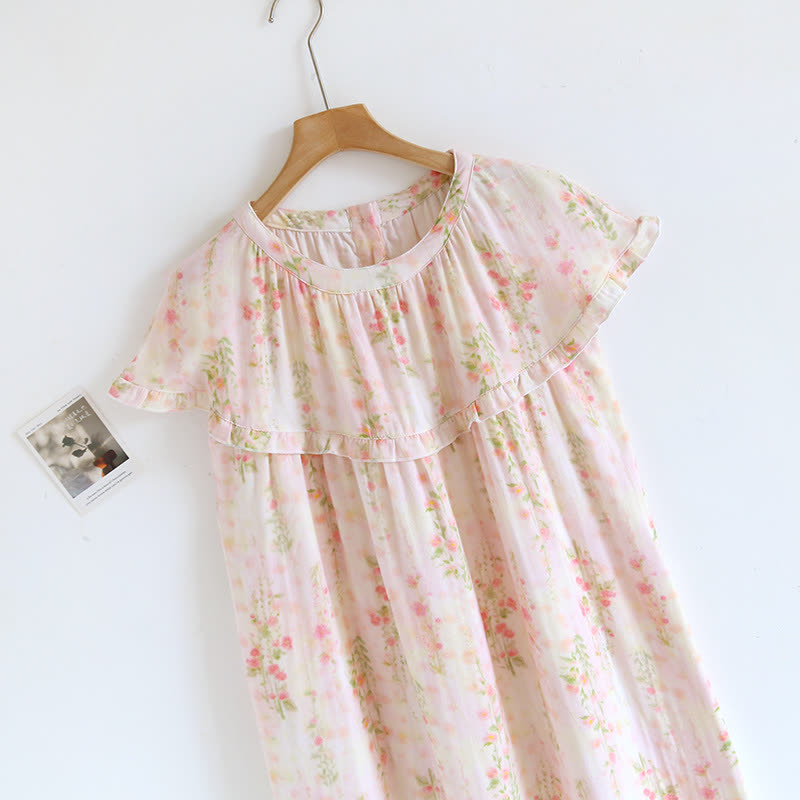 Chemise de nuit en coton avec col à volants et motif rose