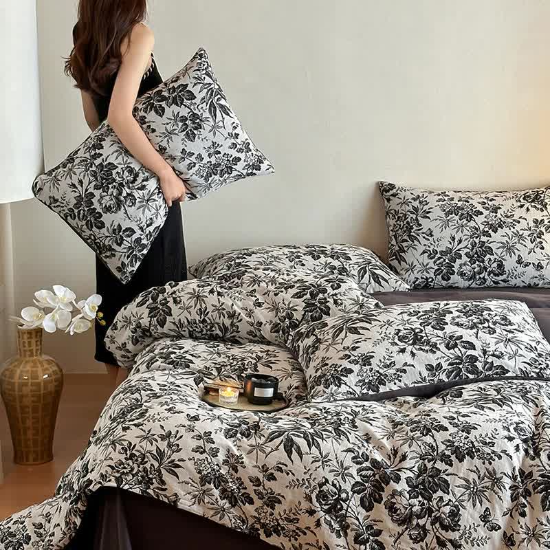 Parure de lit en coton naturel Black Camellia (4 pièces)